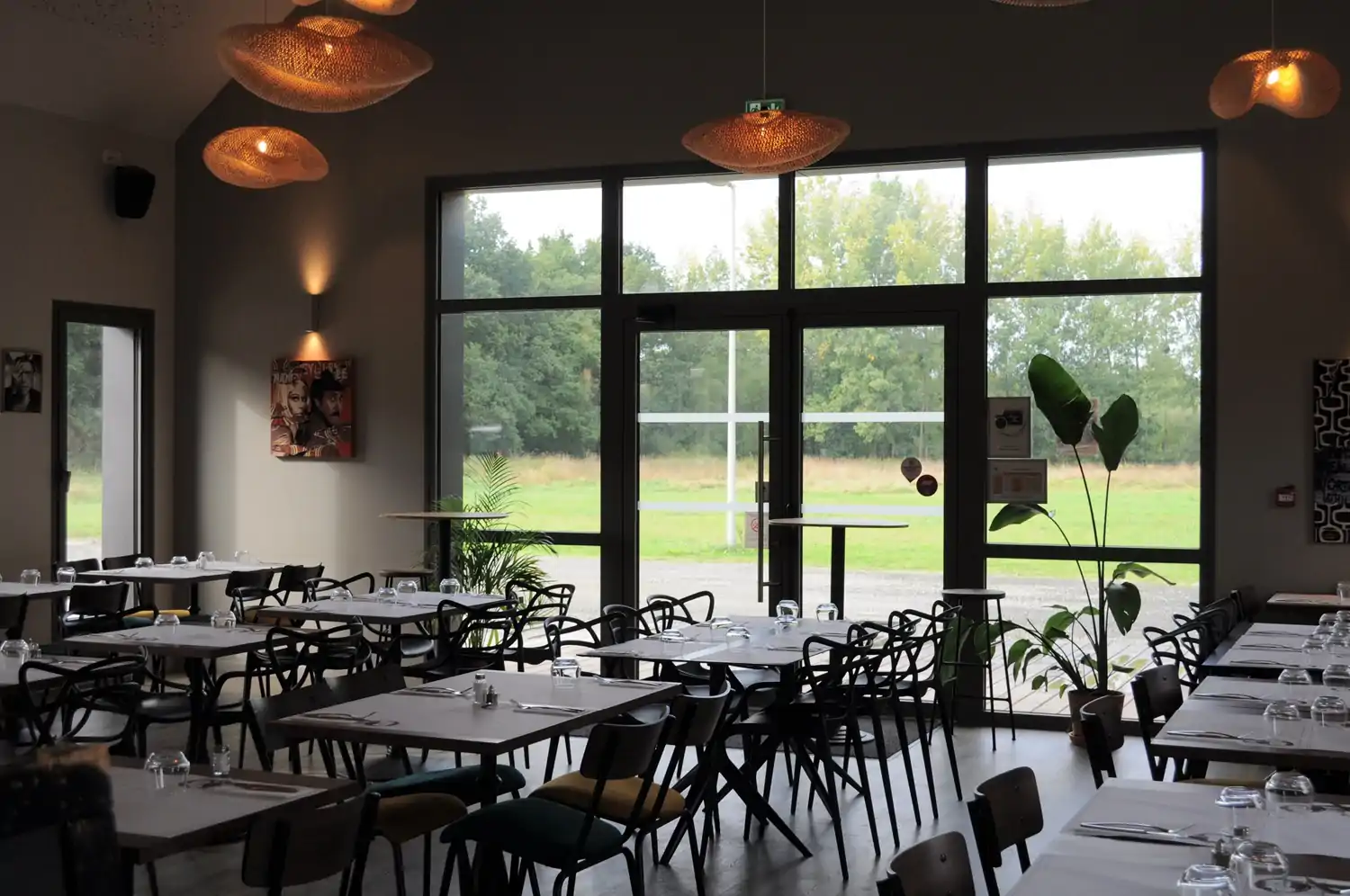 Que faire autour de Combourg après votre repas au CALM ?